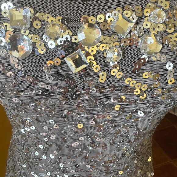 ✨ Vintage! Y2k! NWT XXI Silver Sequin Tank Top – Size M - Picture 7 of 12